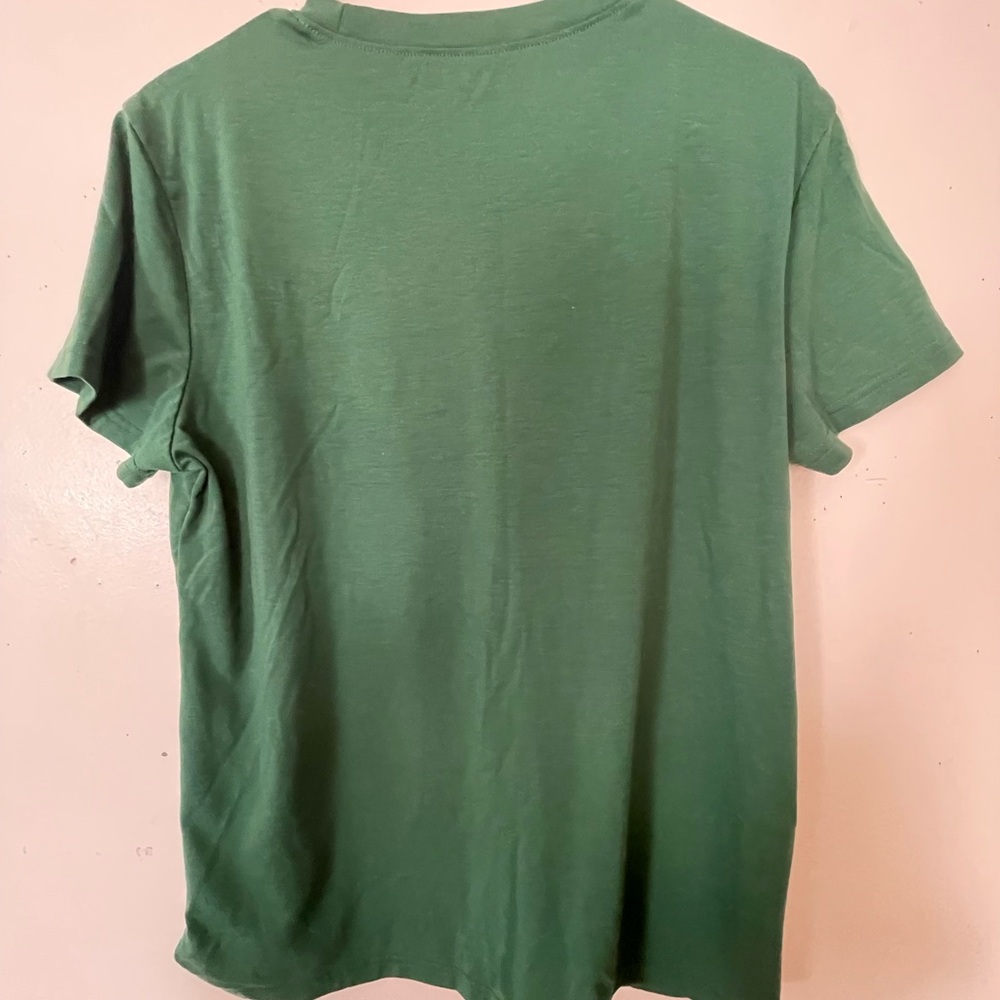 Tshirt Sz L - Picture 3 of 3